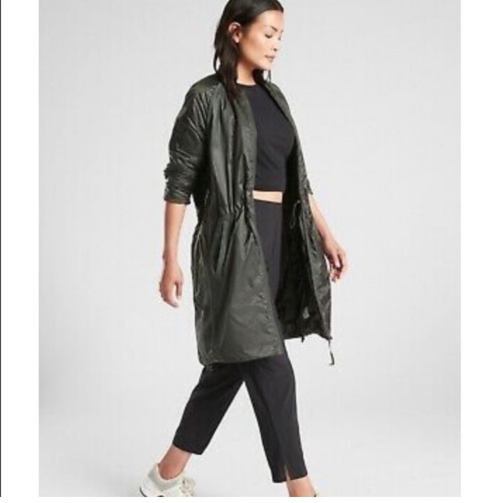Athleta small summit primaloft shell NWT